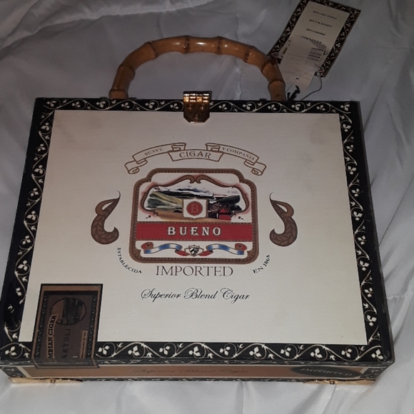 Cigar box purse - Picture 2 of 7